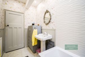 Photo 22- click for photo gallery